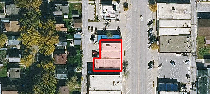 720 Lk Ave