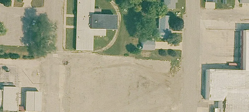 210 1st St