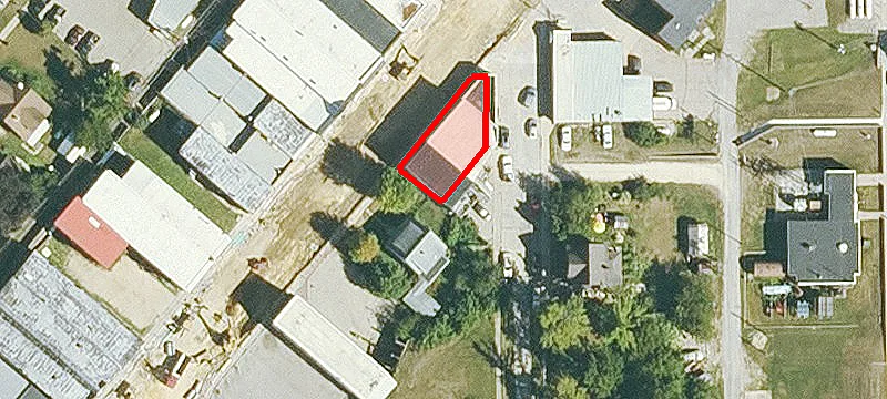 221 Main St