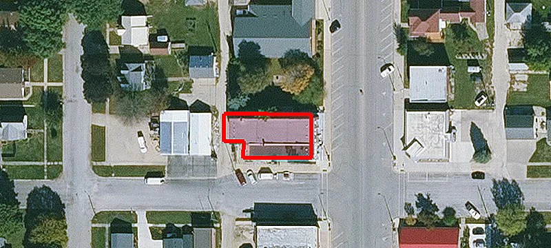 405 Main St