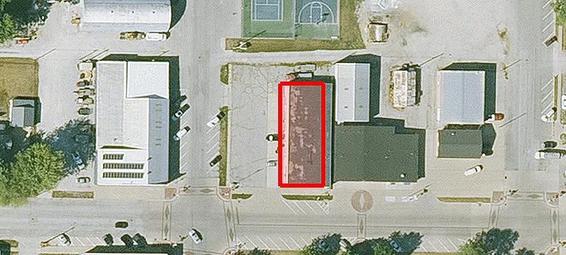 101 Main St