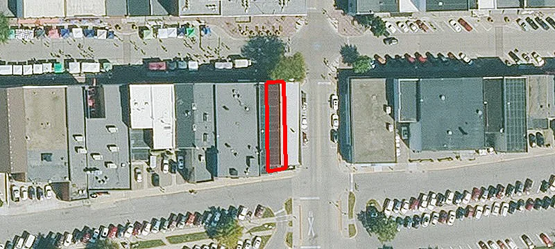 300 Main St