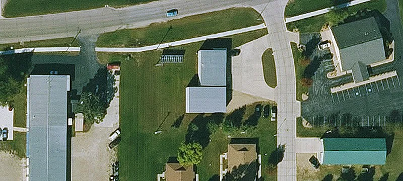 102 Iowa St