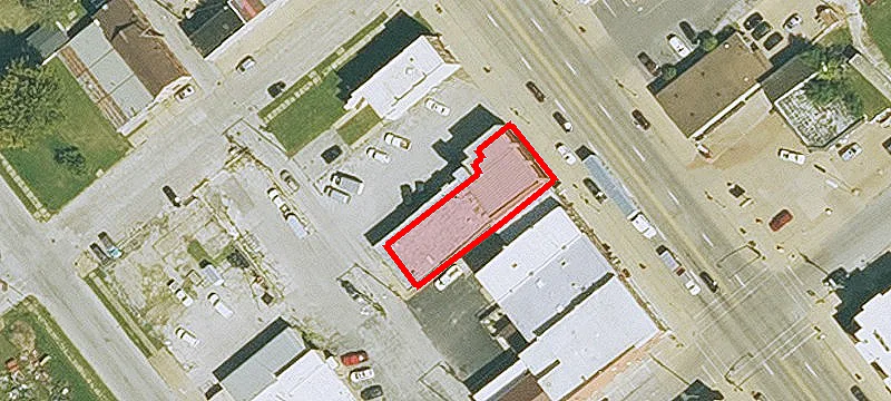 1016 Main St