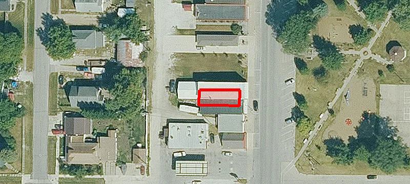 121 Main St