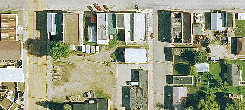 206 2nd St