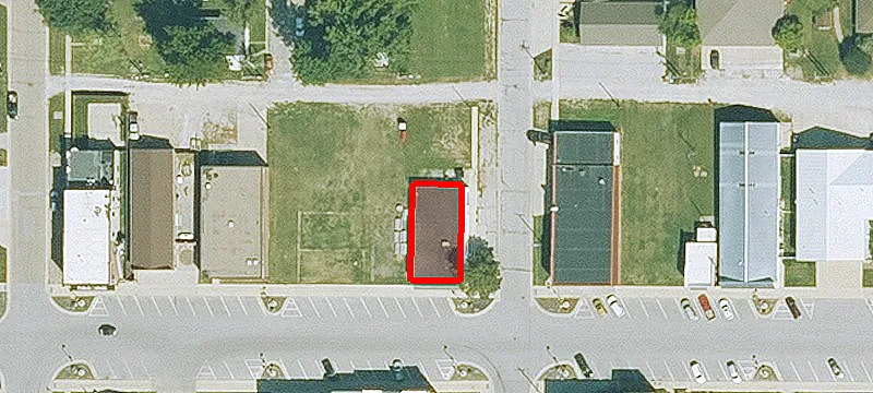 401 Main St