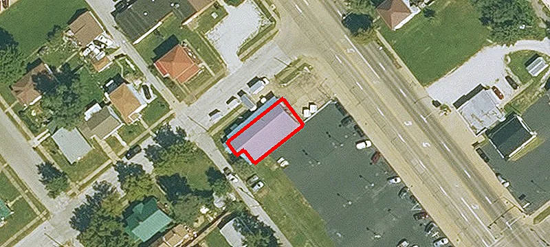 1828 Main St