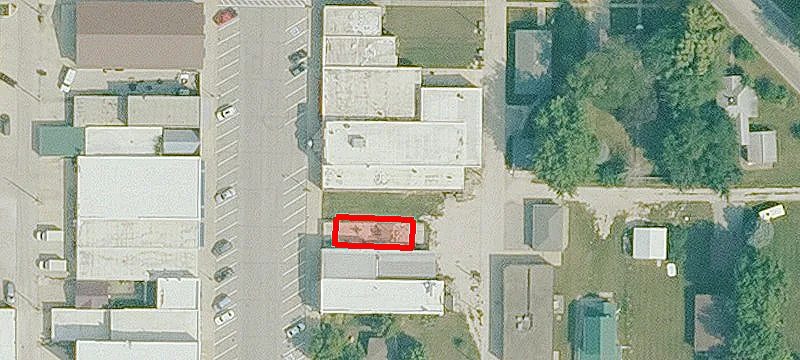 320 Main St