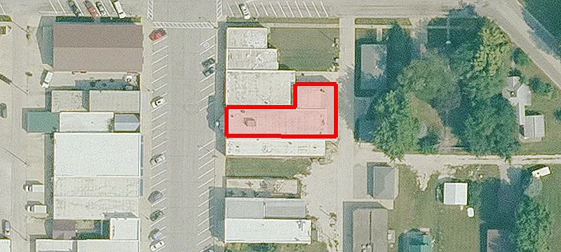 324 Main St