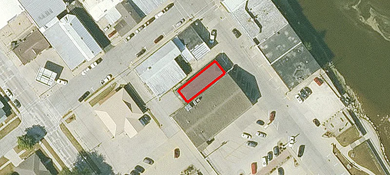 202 Main St