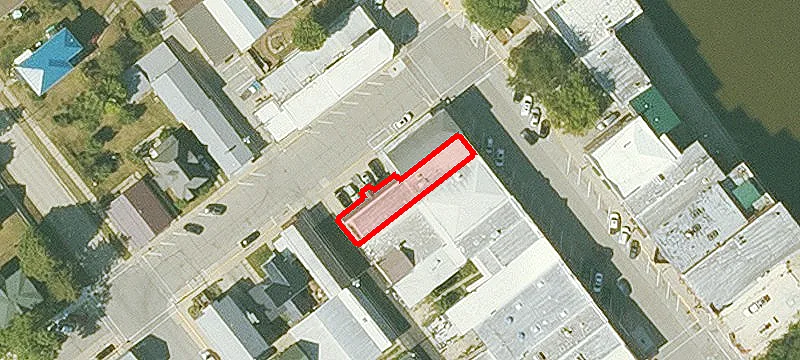 135 Main St