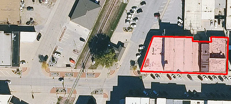 400 Main St