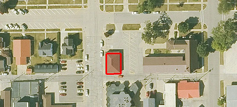 109 Tama St