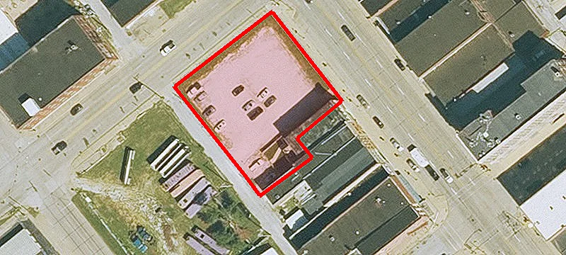 618 Main St