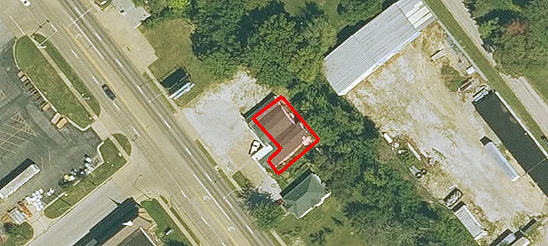 1921 Main St