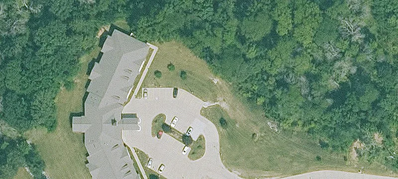 100 6th St