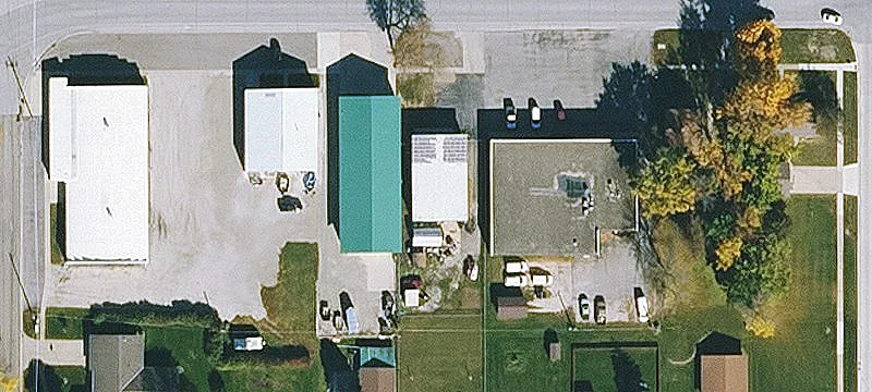 1426 Commercial St