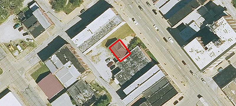 412 Main St