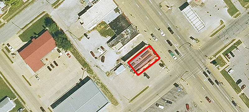 1308 Main St