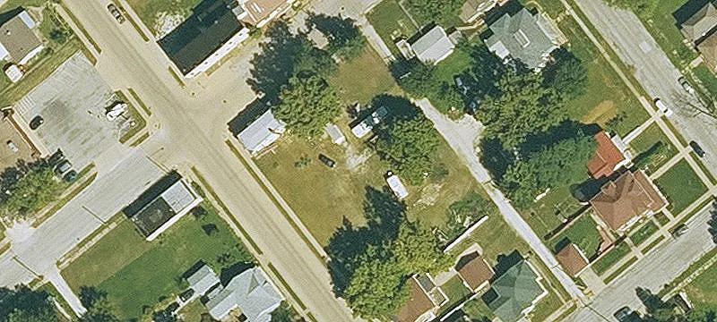 1121 High St