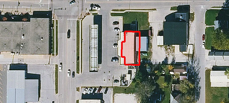 700 Superior St