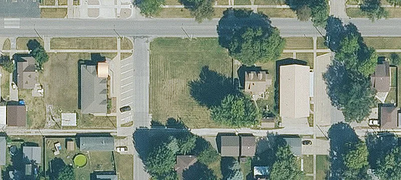 502 Main St