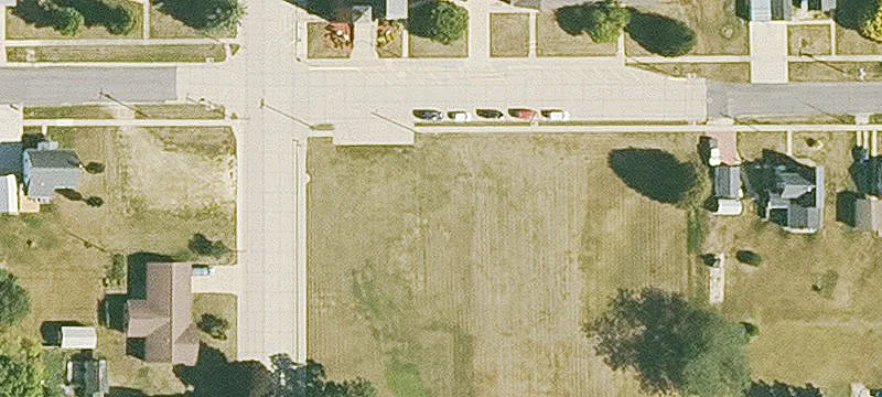 303 Mary St