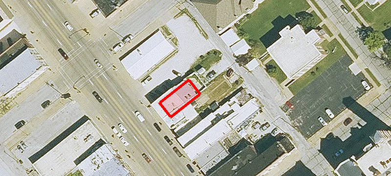719 Main St