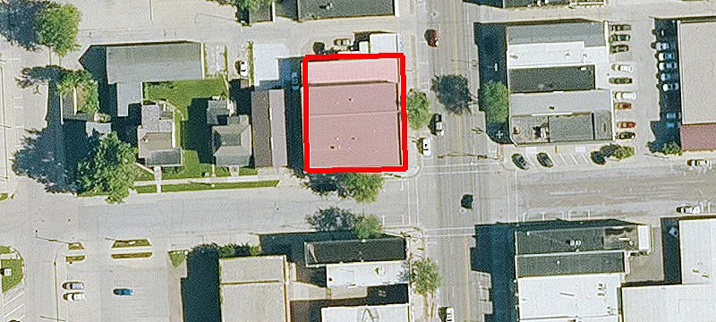 301 Grand Ave