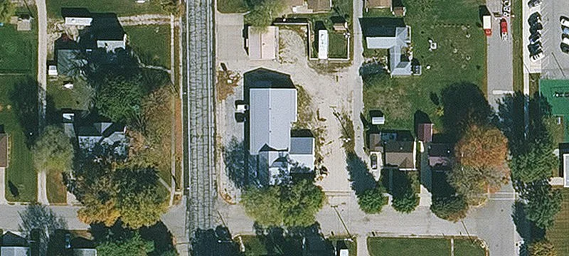 402 Main St