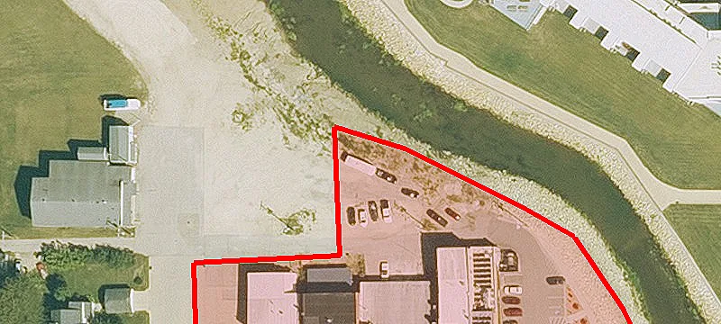 Dyersville, IA 52040