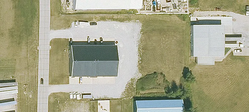 1635 Commercial Dr