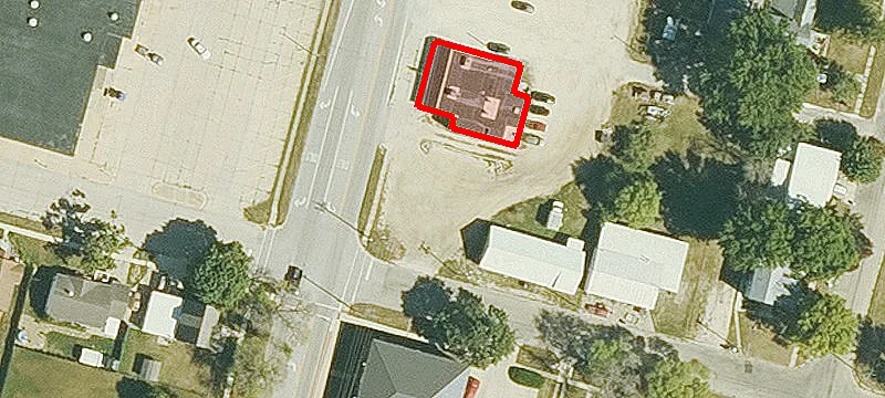 Monticello, IA 52310