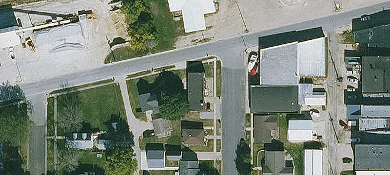 201 4th St