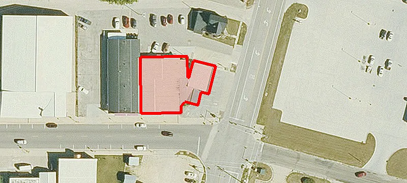 101 Main St
