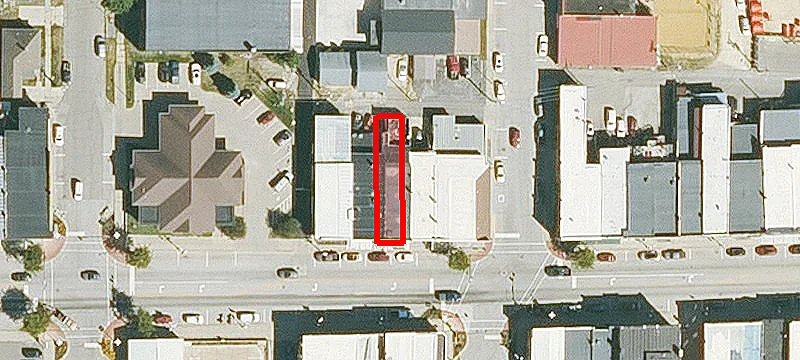 206 Main St