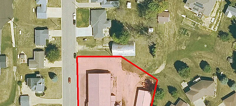 790 Main St