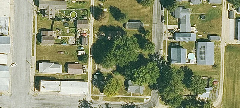 Maple St