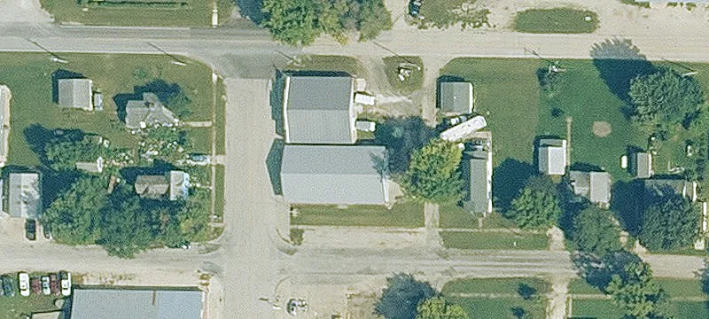 415 Hansen Ave
