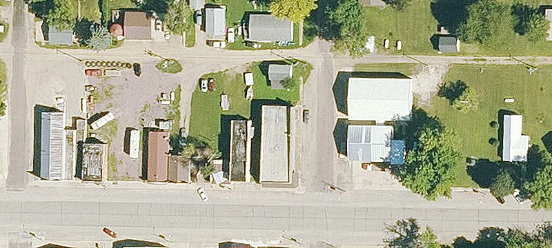 301 Main St
