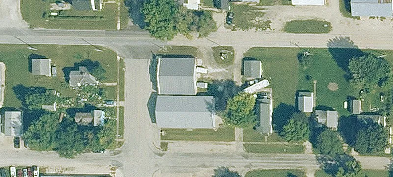 405 Hansen Ave