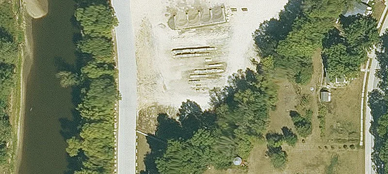 Anamosa, IA 52205