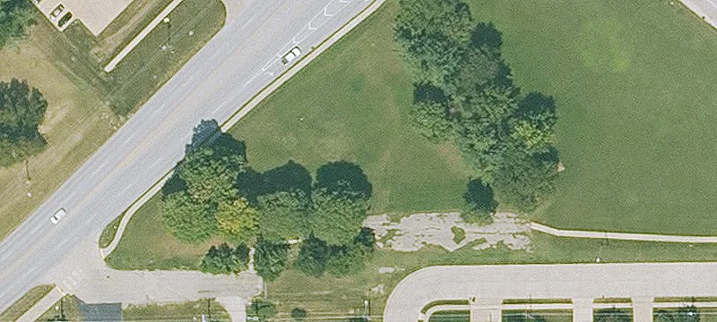 3885 Middle Rd