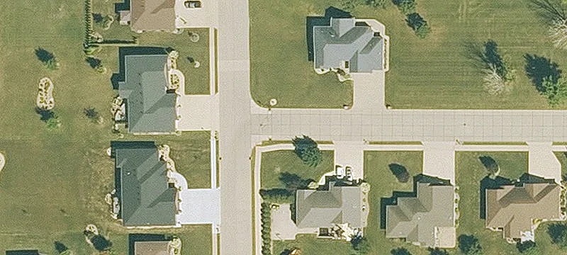 Dyersville, IA 52040
