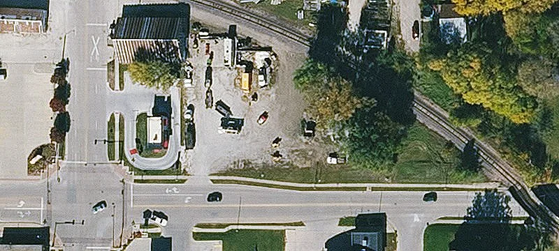 610 Superior St