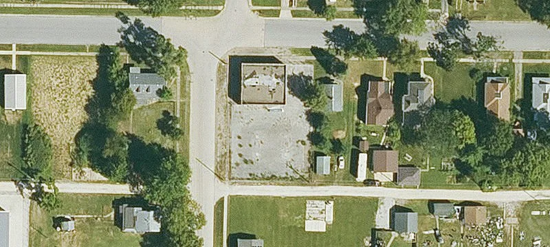 1330 Ave I I