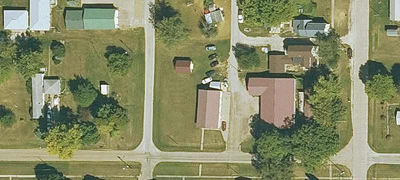 2602 Iowa St