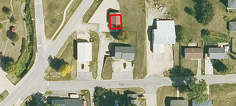 106 Maquoketa St
