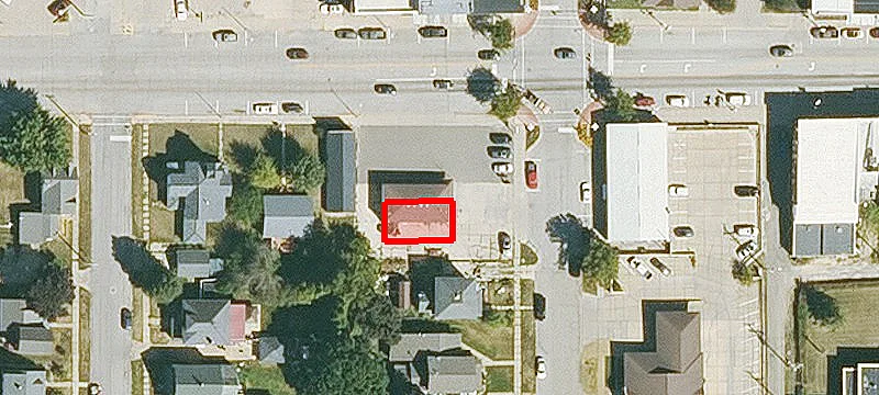 301 Main St